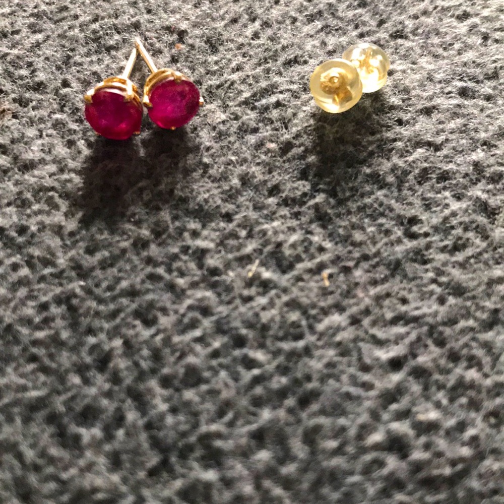 14k ruby studs